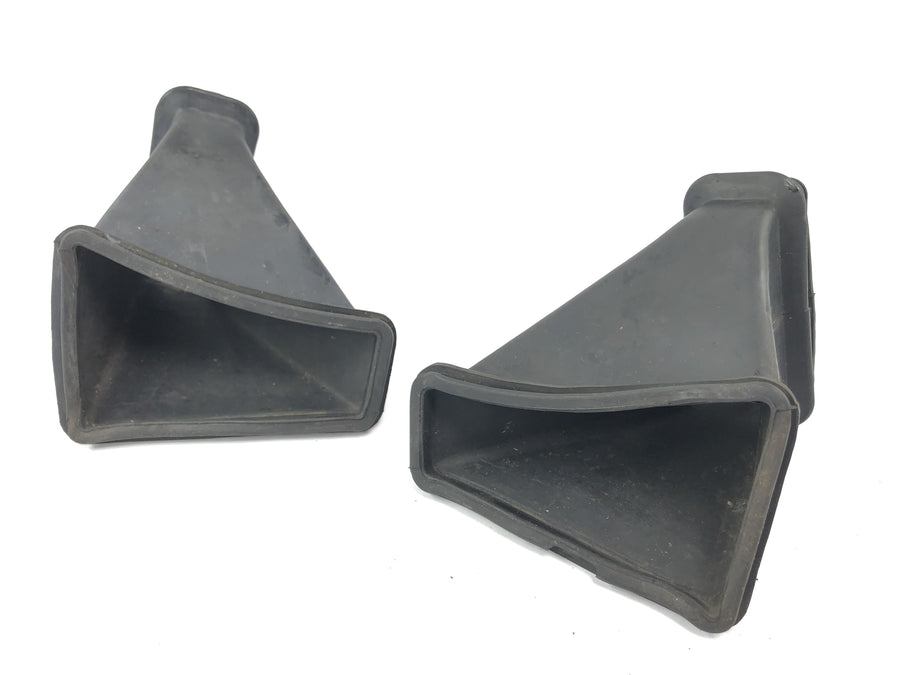 Honda GL 500 Silversching PC02 [1982] - Airbox Connector Intake in Rubber Slanger