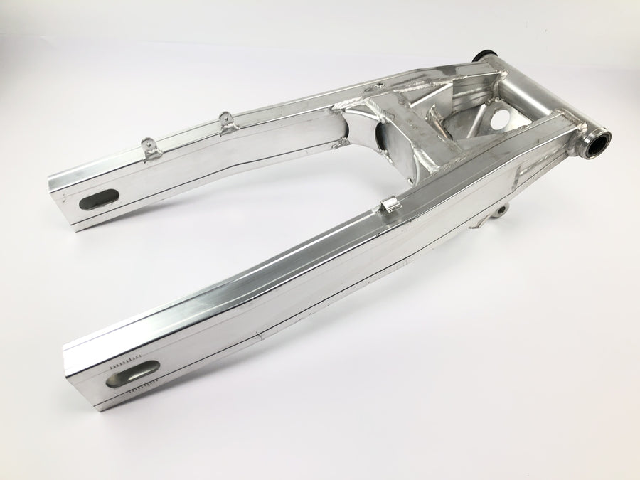 Suzuki GSX R 1100 GU74C [1987] - Svingarm bakhjul svingarm aluminium svingarm