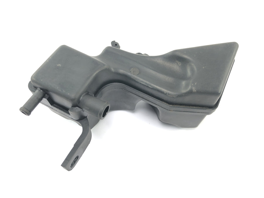 Honda ST 1100 SC26 Pan European [1990] - Tankventilasjonsventilasjonsbeholder