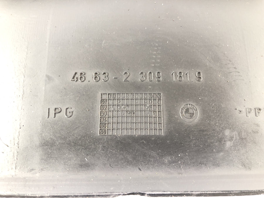 BMW K 1100 LT 100 [1994] - Clearing Cockpita Cover Loudspeaker Aperture foran