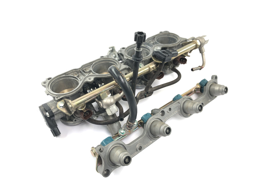 Honda CBR 1000 RR SC57 [2006] - Gassventilenhet med injeksjonsstang gassventil