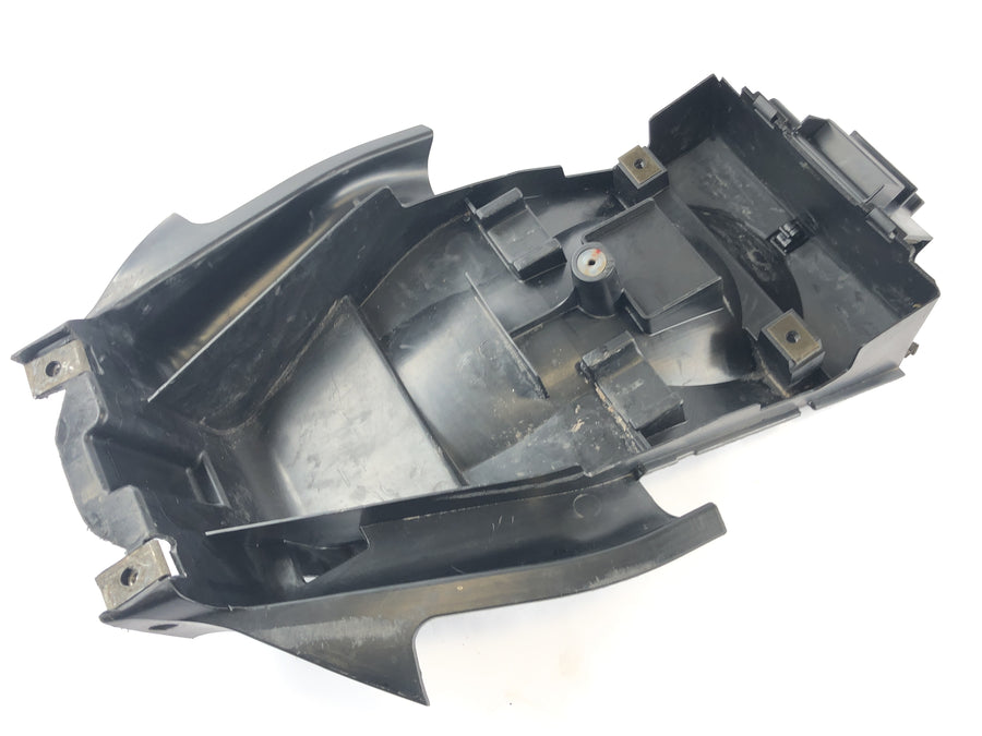 Yamaha XT 660 DM01 [2004] - Interiørkledning forkortet bakover inne i kledningen