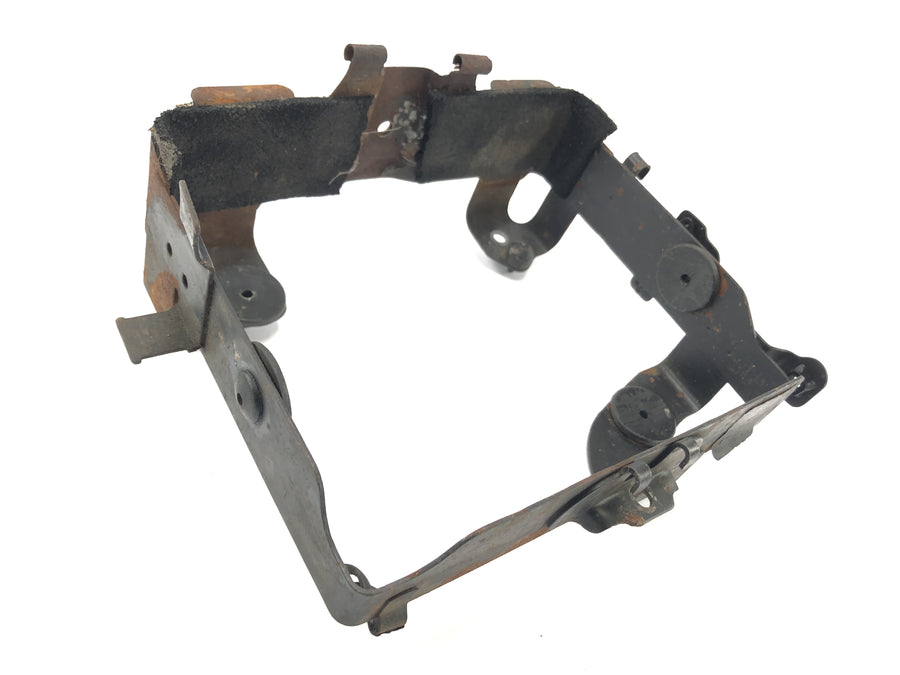 Honda GL 1000 Goldwing GL1 [1978] - Batteriereier Holder ark inni