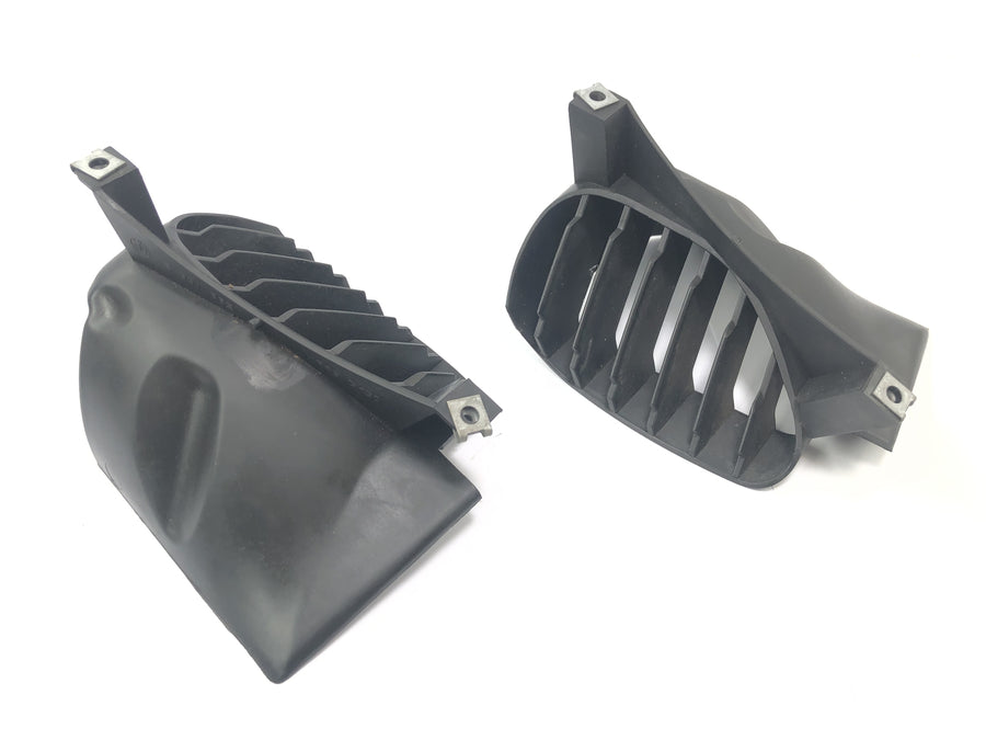 BMW R 1200 CL K30 [2003] - Luftveiledning Ventilasjonsgitter for oljekjølersett