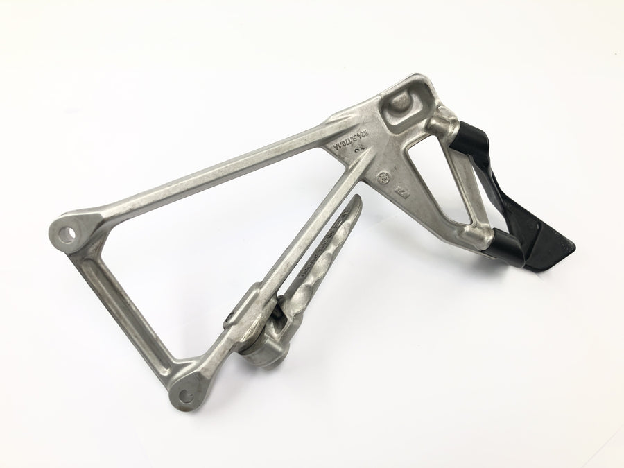 Ducati Multistrada 1200 S Touring [2009] - Pillion fotstøtte fotstøtte holder brakett venstre