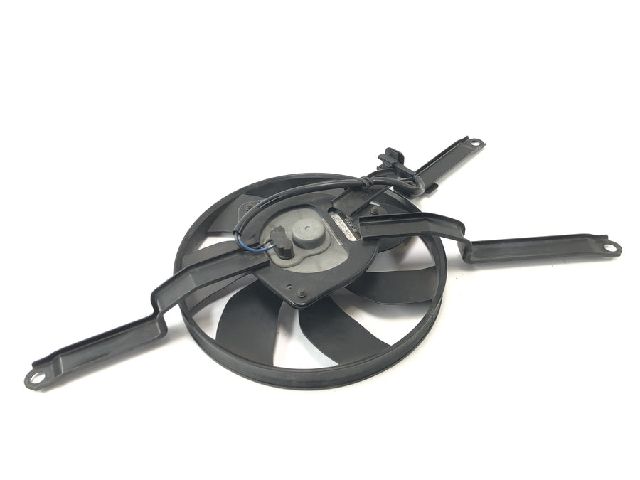 Suzuki VZ 1500 WVCU [2011] - Radiatorvifte radiatorvifte