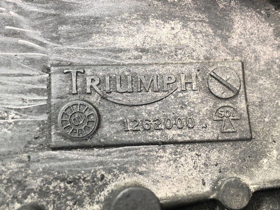 Triumph Bonneville T100 986MF [2012] - Tannhjulsdeksel motordeksel høyre