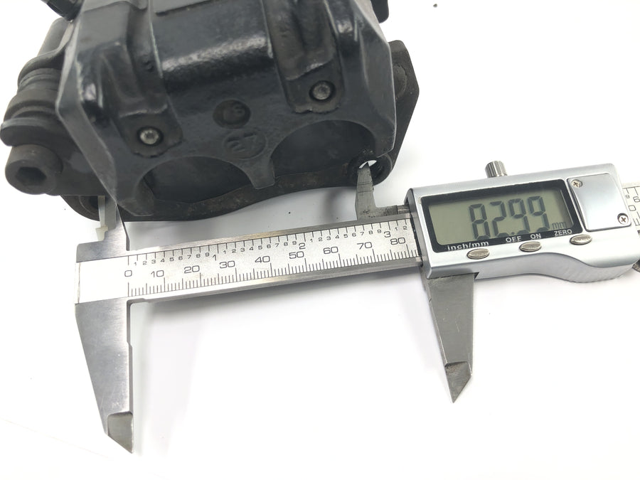 Triumph Tiger 900 T400 [1998] - Bremsecaliper foran høyre