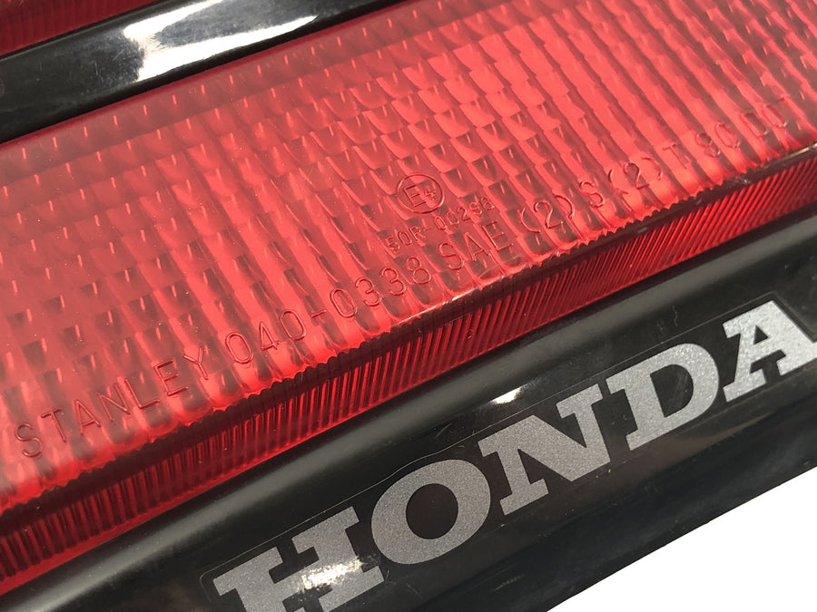 Honda CBR 900 RR Fireblade SC33 [2000] - baklys baklys bremselys med kåperamme