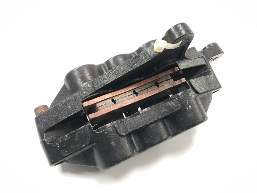 Suzuki GSX-R 1100 W GU75 C [1994] - Bremsecaliper foran høyre