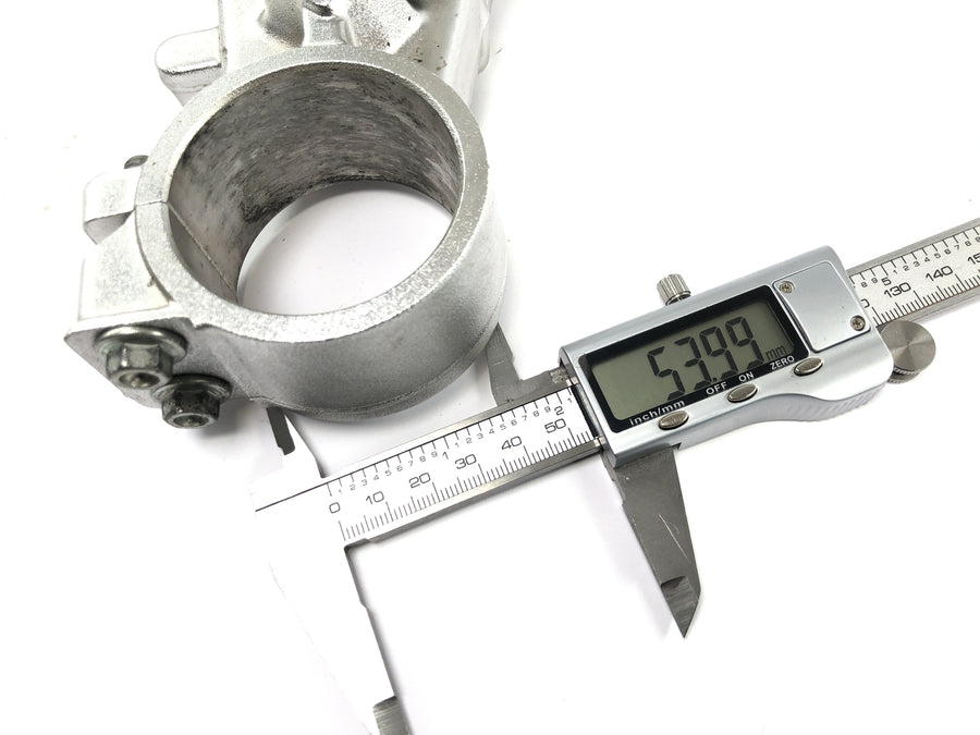 SWM RS 125 R B2 [2020] - Nedre gaffelbro, nedre styrehodedel, forgaffelklemme