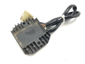 Yamaha XVS 650 Drag Star VM03 [2001] - Kontroller likeretterspenningsregulator - 0