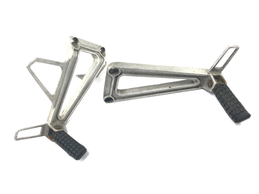 Honda NX 650 Dominator RD02 [1994] - Fotstøtter passasjer fotstøtteholder bakre par
