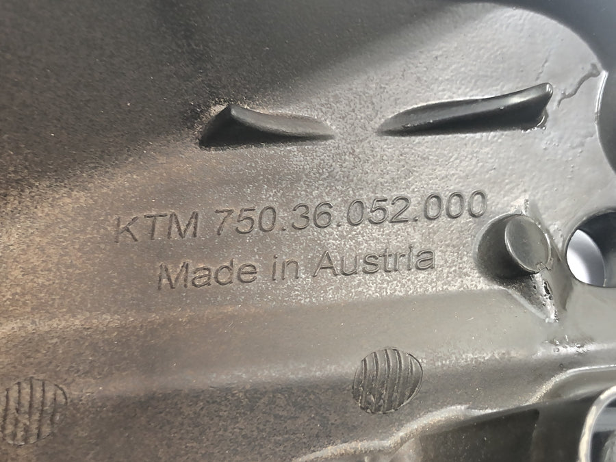 KTM Duke 690 A3 [2012] - Ventildeksel motordeksel