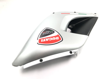 Ducati ST3 S3 [2004] - Sidekledning midt høyre sølvkåpe - 0