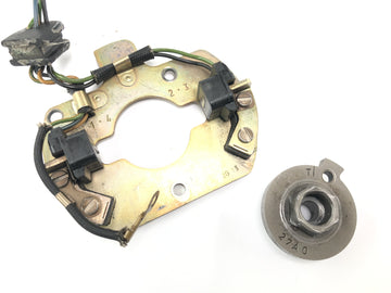 Suzuki GSX R 1100 GU74C [1987] - Pickup sensor plate pulsgenerator tenning sensor tenning - 0