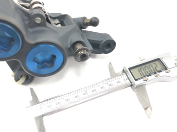 Yamaha YZF R1 RN04 [2001] - Bremsecaliper foran høyre - 0