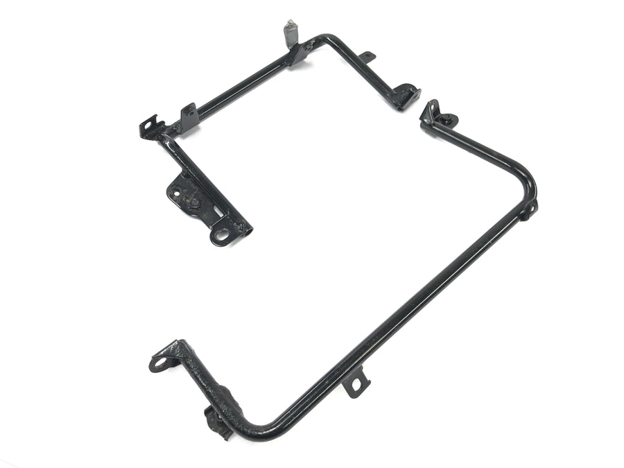 Yamaha DT 125 R DE03 [2000] - Radiatorbrakett radiatorramme