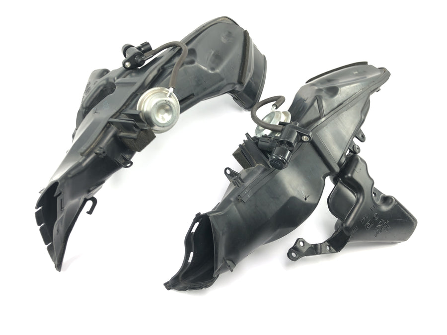 Honda CBR 1000 RR SC59 [2008] - Luftkanal Ram-Air inntakskanal inntaksluftkanalpar