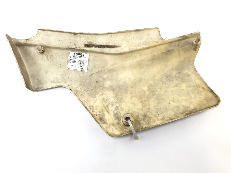Honda XL 250 R MD03 [1993] - Sidepanel høyre sidedekselpanel