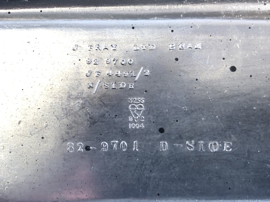 Triumph Bonneville T140V [1976] - Tank Emblem Tank Emblems til høyre og venstre sett