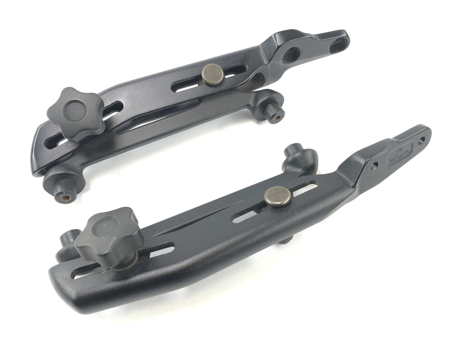 Moto Guzzi Stelvio 1200 4V [2009] - Frontrute Bracket Height Justering Windshield