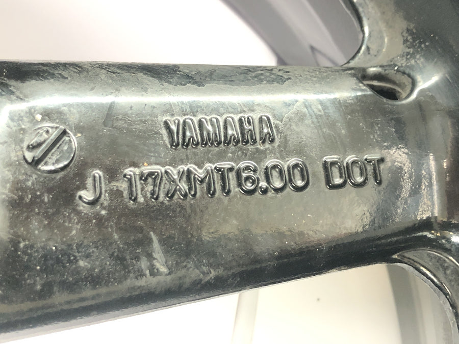 Yamaha YZF R1 RN04 [2001] - bakhjulsfelg hjulfelg komplett med kjedehjul 17 tommer 17x6,00"
