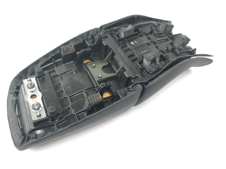 Suzuki GSF 1250 SA Bandit WVCH [2007] - Benk sete førersete passasjersete