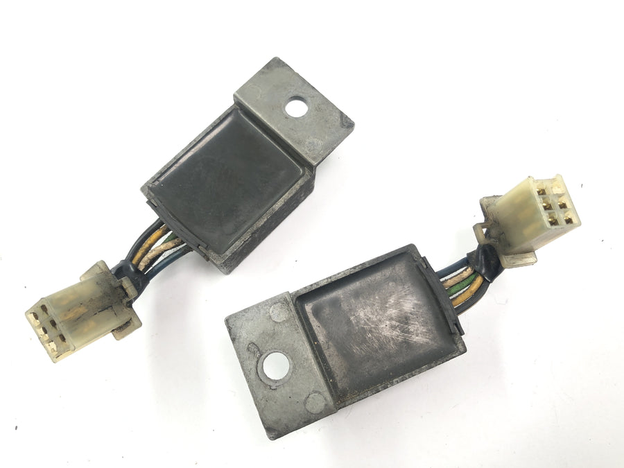 Honda GL 500 Silversching PC02 [1982] - Spenningsregulator likeretter lader lader adapter