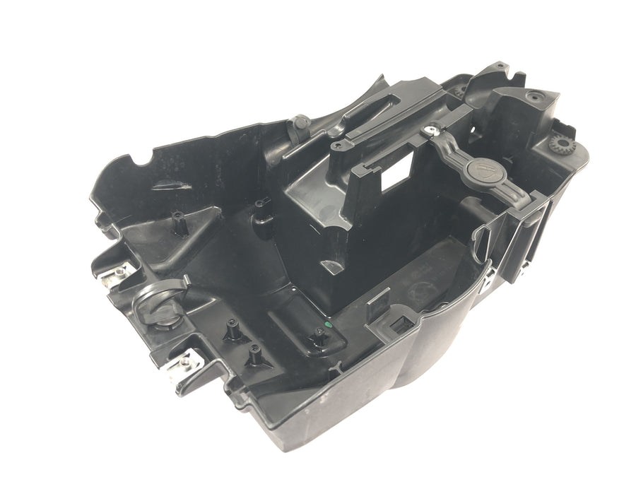 Ducati Multistrada 1200 S Touring [2009] - Innerpanel i batteriboks batterirom