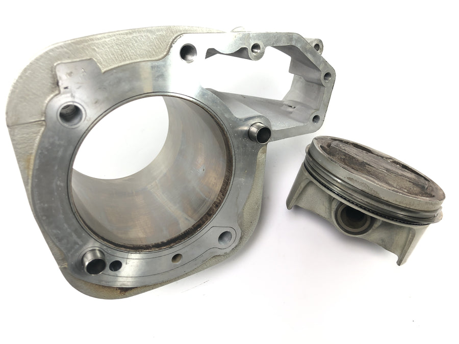 BMW R 1100 S R2S [2000] - sylinder med stempel til venstre