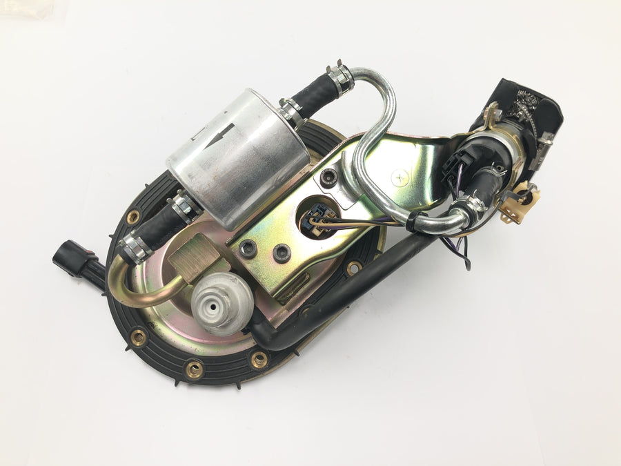 Triumph Bonneville T100 986MF [2012] - Drivstoffpumpe bensinpumpe