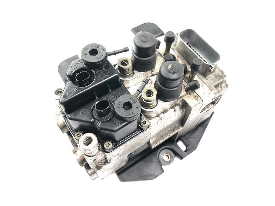BMW K 1200 S K12S [2005] - ABS hydraulisk enhet ABS modulator ABS kontrollenhet