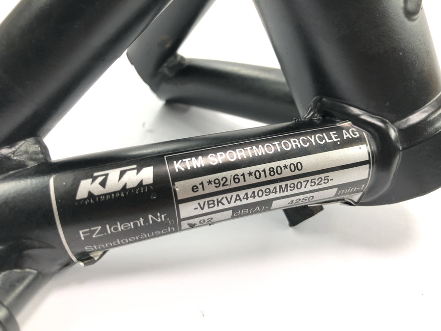 KTM 950 Adventure LC8 [2004] - Styrehoderamme med papirer