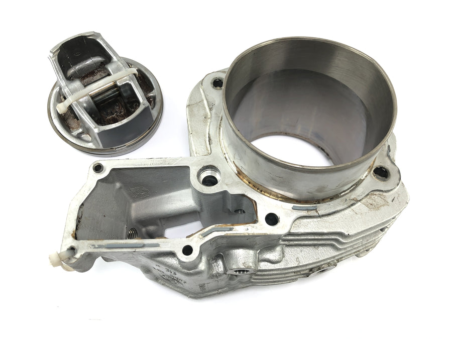 BMW R 1200 R R1ST [2008] - sylinder med stempel til høyre