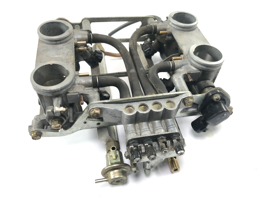 Honda VFR 800 FI RC46 [1999] - Injeksjonssystem for gassventilenhet