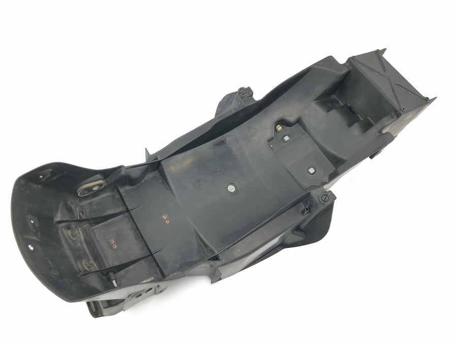Yamaha YZF 750 R 4HN [1995] - Bakre innvendige skall innvendig skjerm bakhjulbekledning sprutbeskyttelse