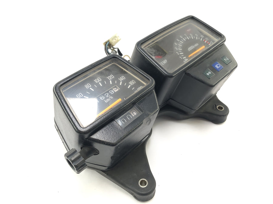 Yamaha Rd 350 YPVS 31K [1984] - Tacho cockpit
