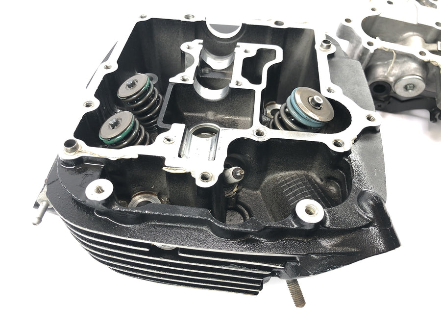 Suzuki Intruder VL 1500 AL [2000] - Sylinderhode foran ventiltog