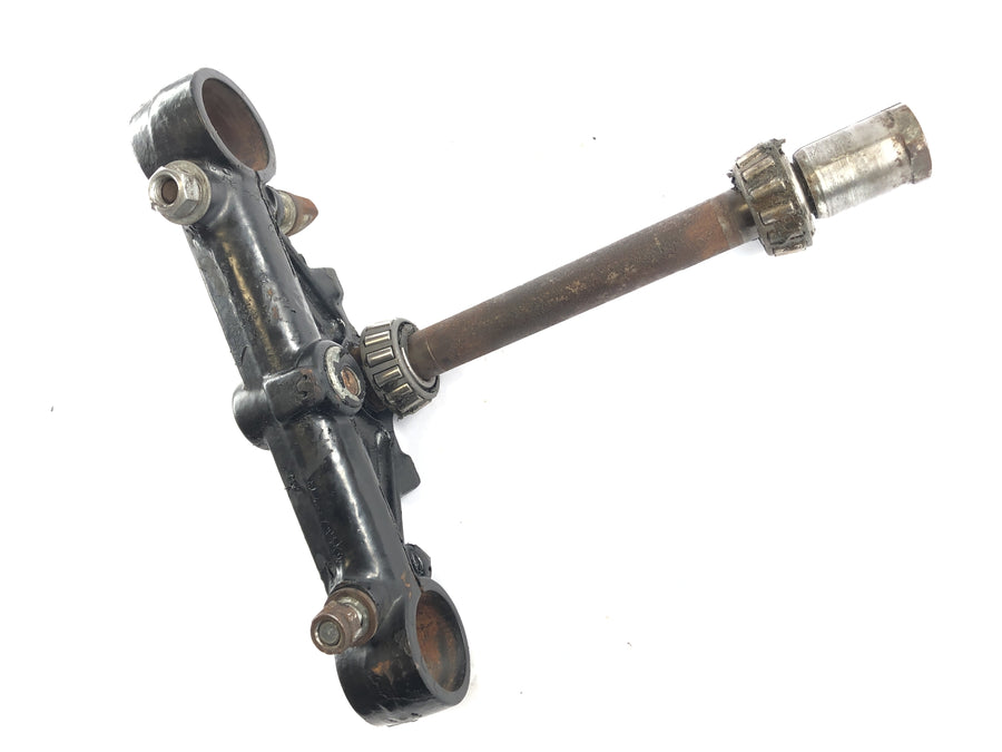 Triumph Bonneville T140V [1976] - Fork Bridge nedenfor