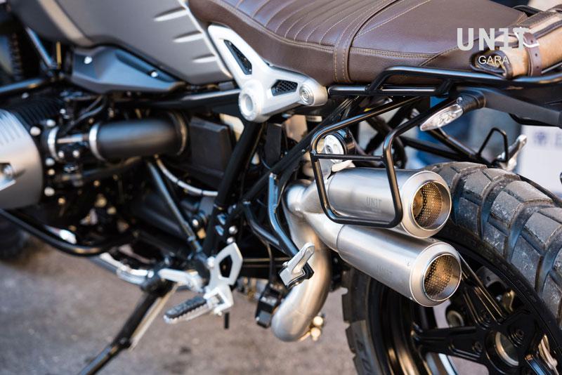 BMW R nineT 1200 Racer [2017-2020] - Zwei Seitentaschen aus Leder + Doppelrahmen