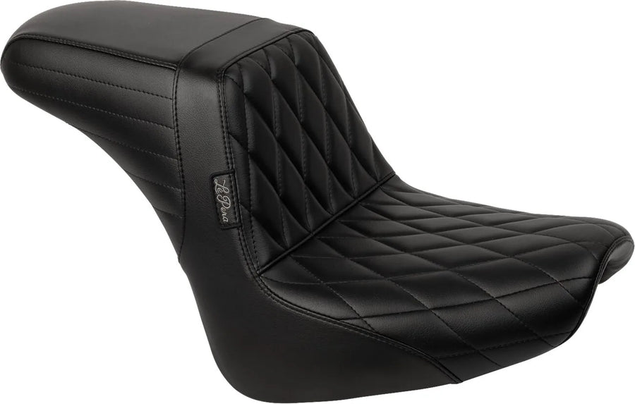Harley-Davidson Street Bob [LE PERA] – Kickflip-sete