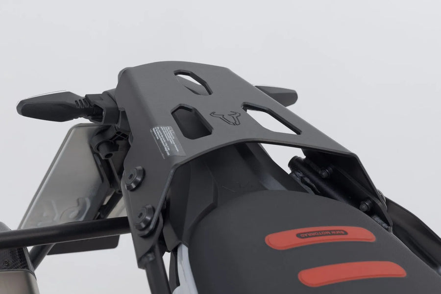 BMW F 900 [SW-MOTECH] – Gatebagasjestativ