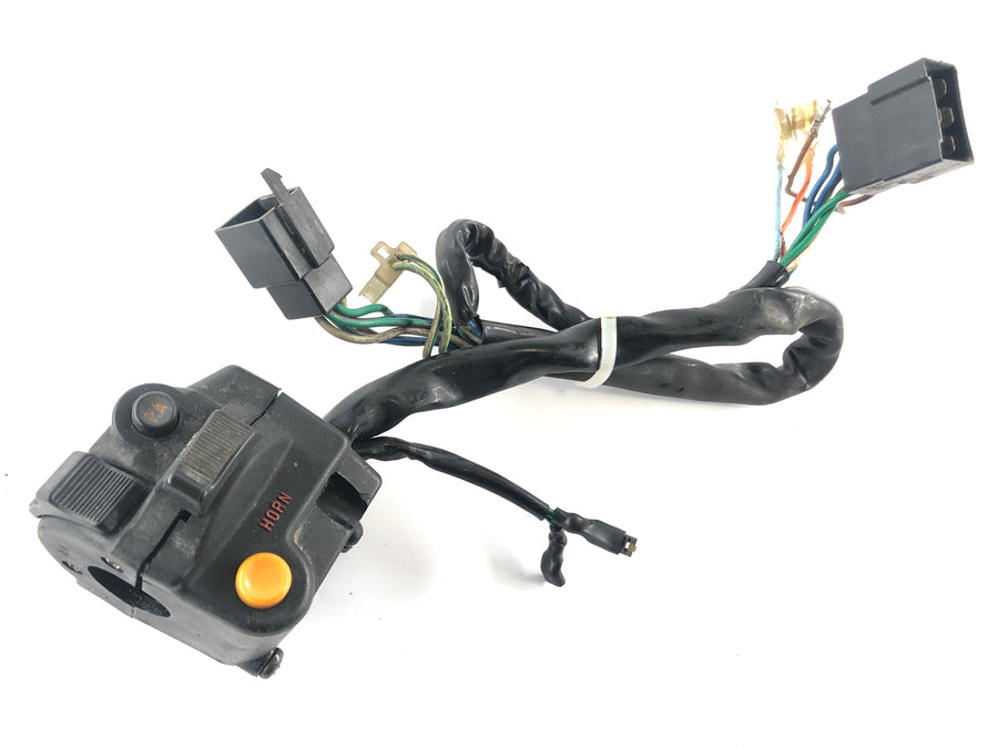 Honda CB 900 F SC01 [1981] - Styret tilpasset styresbryter til venstre