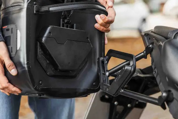 Yamaha XTZ 750 [SW-MOTECH] – V-LOC WP sideveske (11 liter)