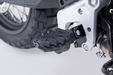 CFMOTO 800 MT-X [2025-2026] - EVO fotstøttesett, versjon FRS.10.112.10000/B – bilde 1