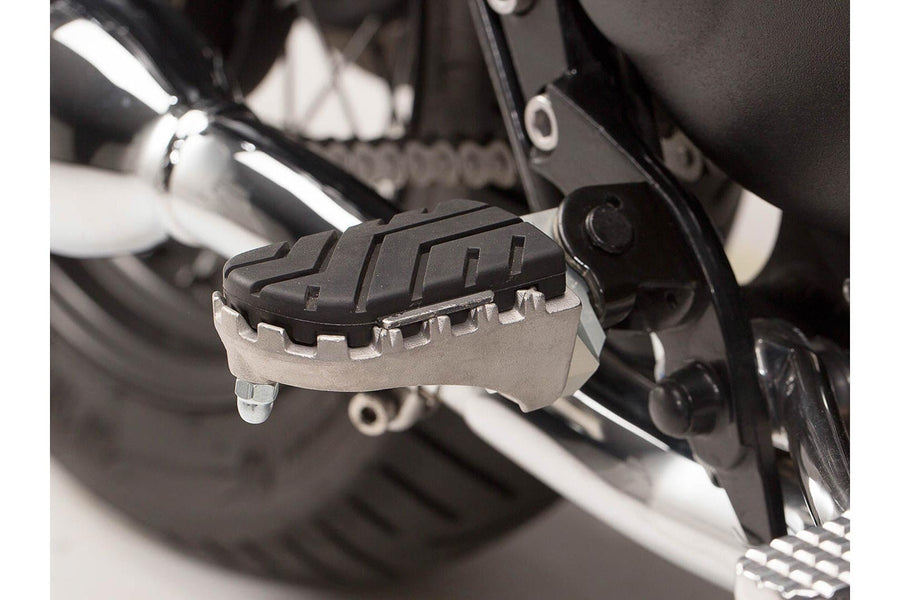 Triumph Bonneville 865 SE [2012] - ION Fußrasten-Kit – Bild 1