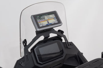 Honda XL 750 Transalp [2023-2024] - Navi holder i cockpiten - bilde 1