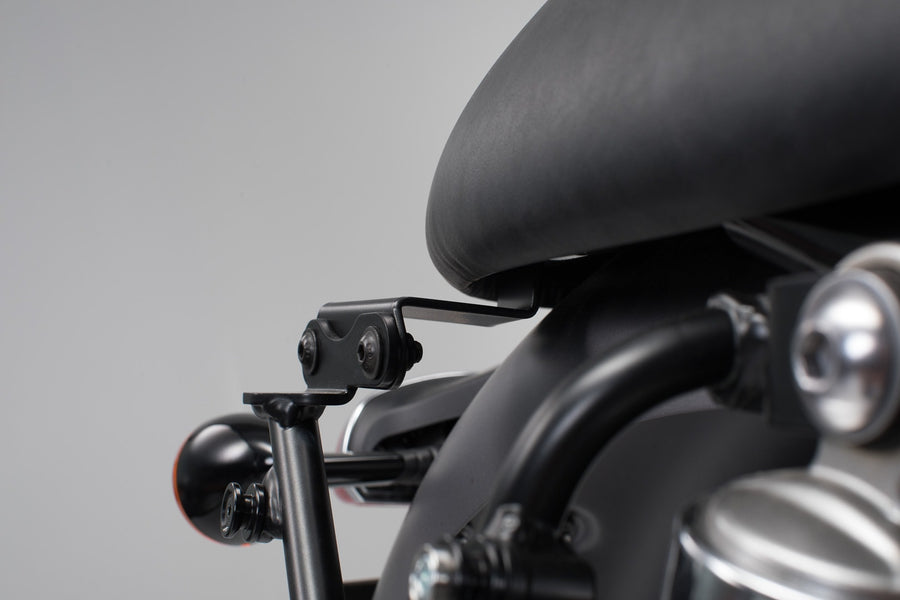 Triumph Bonneville 900 T 100 [2022-2026] - Adapter for SLC/V-LOC sideholder venstre – bilde 2