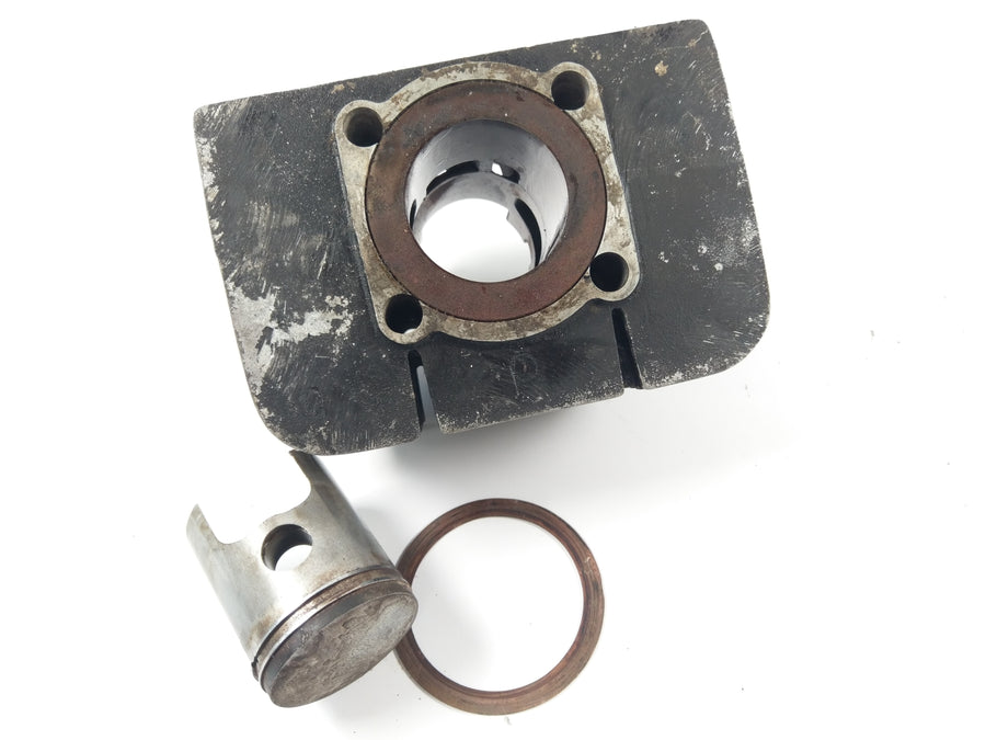 Yamaha Rd 250 350 - Type 351 352 - Sylinder med stempler